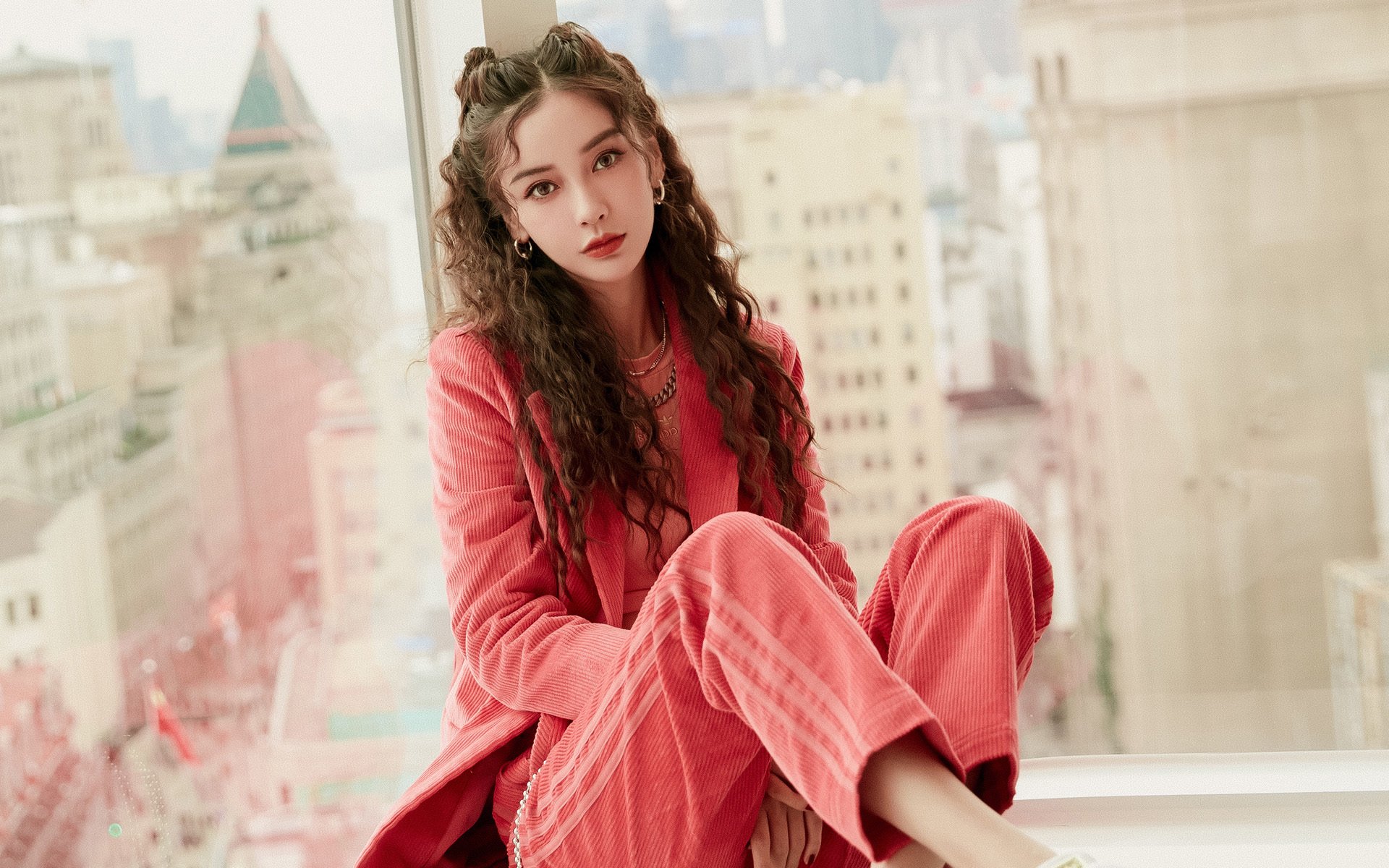 国足门前站位与拦截成功率关系,足球比赛开始前守门对方需要站在多少